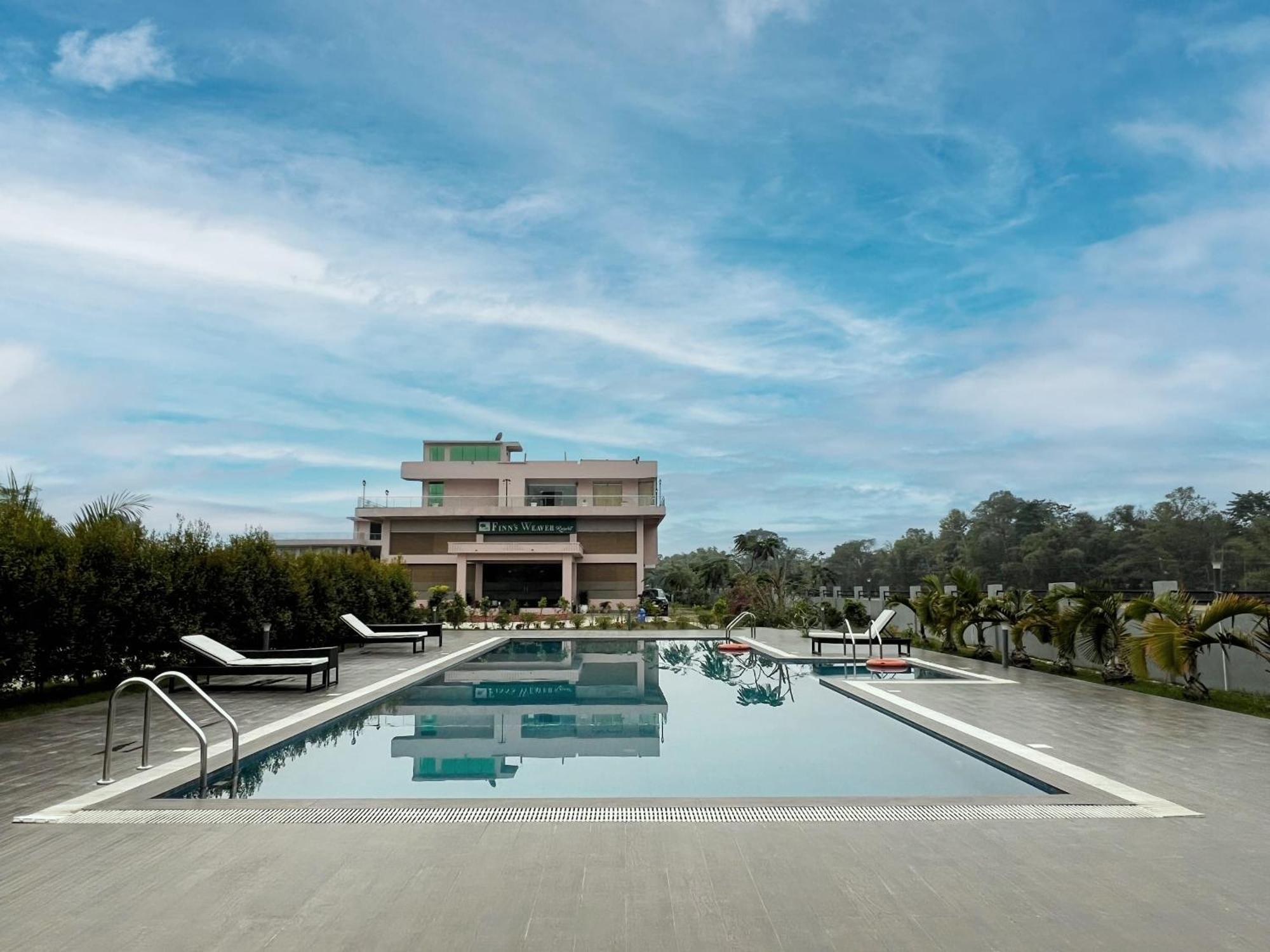 Finn'S Weaver Resort, Kaziranga Kāziranga Exterior foto